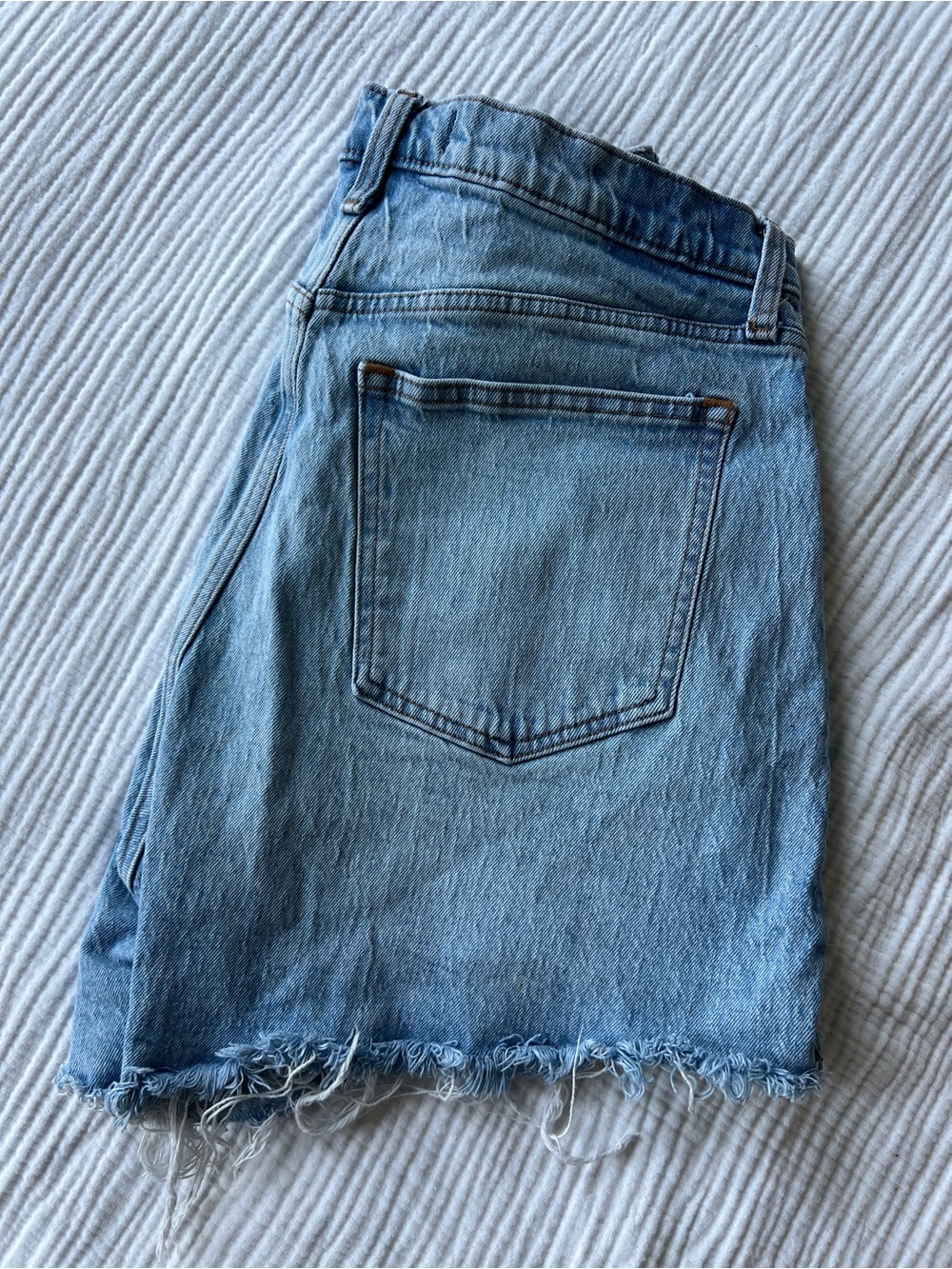 Abercrombie Curve Love High Rise Dad Shorts Light Wash Denim